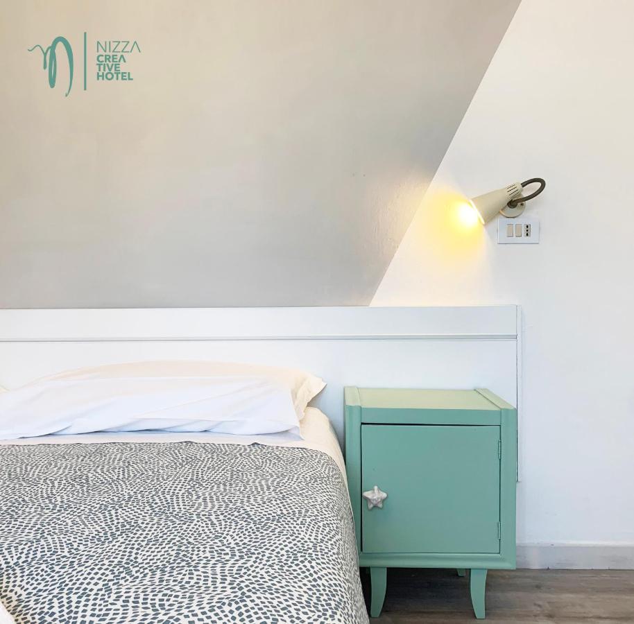 Hotel Nizza Creative Hotel Римини Экстерьер фото